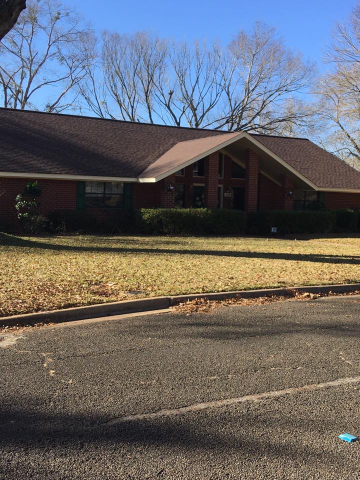 Roofing repair services Elkhart Texas